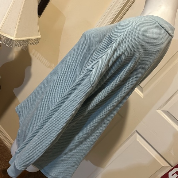 1X Bundlle Flannel and Thermal L/S shirts. Nearly New Warm and Soft - Picture 3 of 15